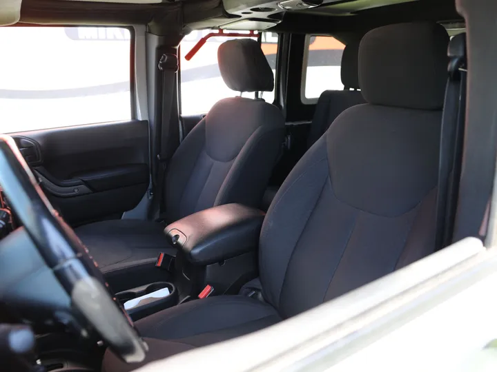 2016 JEEP WRANGLERUNLIMITED UNLIMITED SPORT Image 21