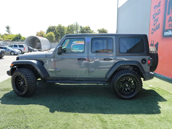 GRAY, 2021 JEEP WRANGLERUNLIMITED UNLIMITED SPORT Image 13