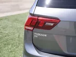 SILVER, 2021 VOLKSWAGEN TIGUAN Thumnail Image 6