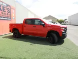 RED, 2019 CHEVROLET SILVERADO CUSTOM TRAIL BOSS Thumnail Image 5