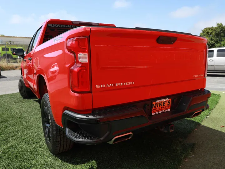 RED, 2019 CHEVROLET SILVERADO CUSTOM TRAIL BOSS Image 11