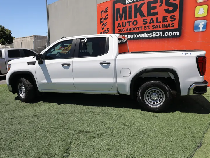 WHITE, 2021 GMC SIERRA BASE Image 10