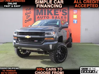 GRAY, 2018 CHEVROLET SILVERADO LT Image 3