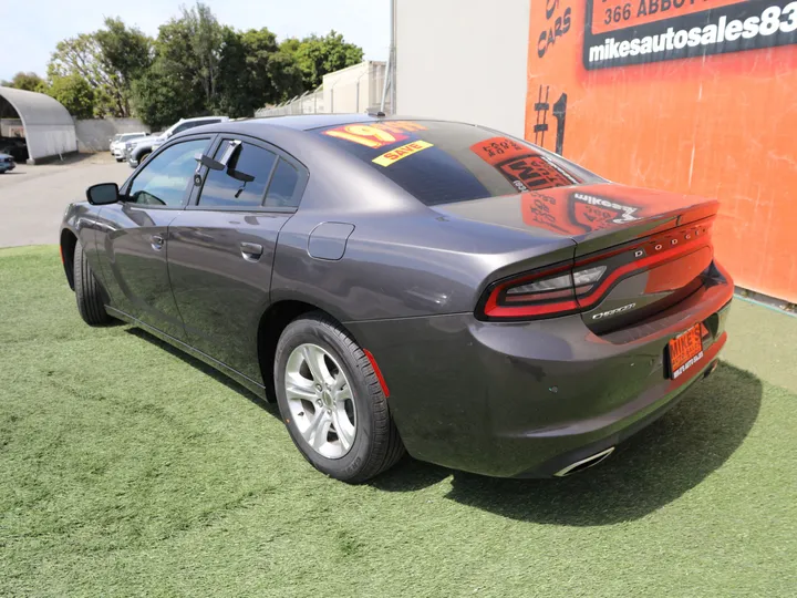 GRAY, 2019 DODGE CHARGER SXT Image 9