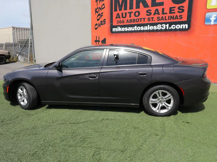 GRAY, 2019 DODGE CHARGER SXT Image 10