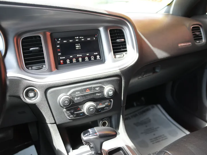 GRAY, 2019 DODGE CHARGER SXT Image 18