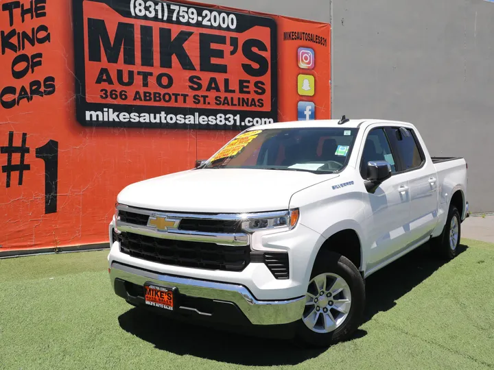 WHITE, 2023 CHEVROLET SILVERADO LT Image 2