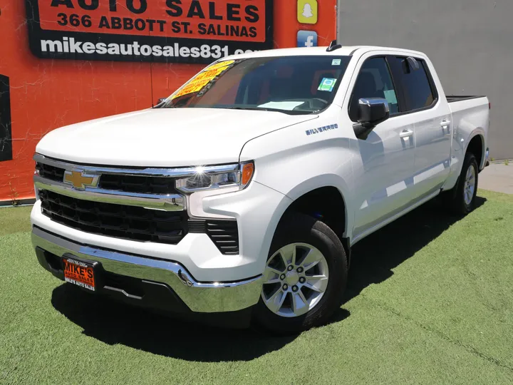 WHITE, 2023 CHEVROLET SILVERADO LT Image 12