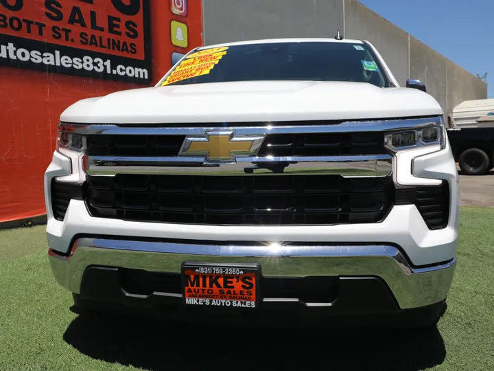 WHITE, 2023 CHEVROLET SILVERADO LT Image 13