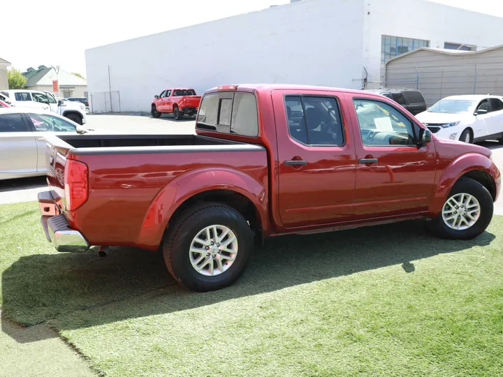 RED, 2019 NISSAN FRONTIER Image 5