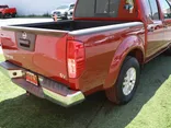 RED, 2019 NISSAN FRONTIER Thumnail Image 6