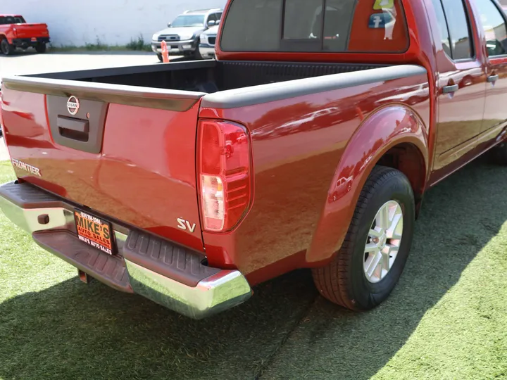 RED, 2019 NISSAN FRONTIER Image 6