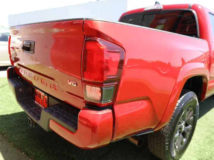 RED, 2022 TOYOTA TACOMA SR5 Image 6