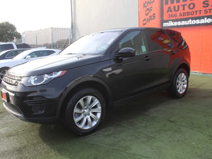 BLACK, 2019 LAND ROVER DISCOVERY SPORT SE Image 3