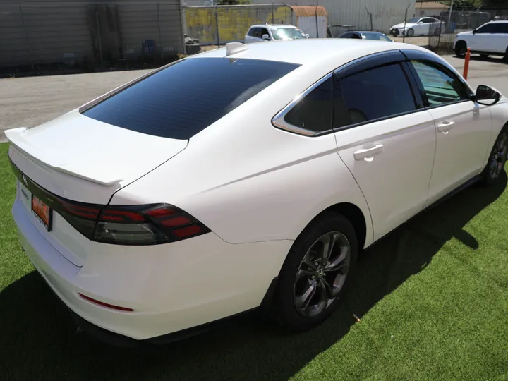 WHITE, 2023 HONDA ACCORD EX Image 6