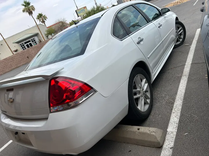 WHITE, 2012 CHEVROLET IMPALA Image 6