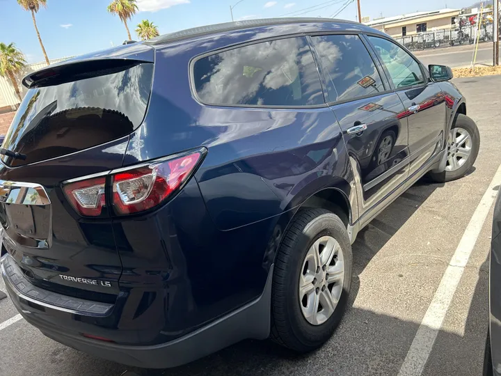 BLUE, 2015 CHEVROLET TRAVERSE Image 7