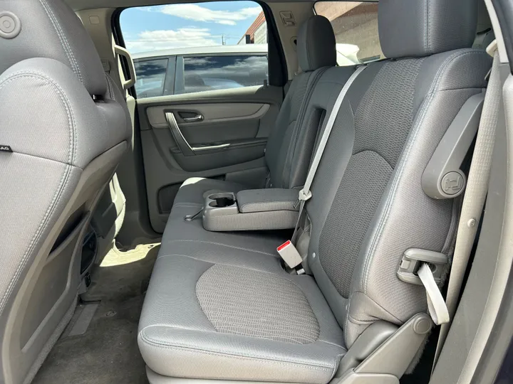 BLUE, 2015 CHEVROLET TRAVERSE Image 9