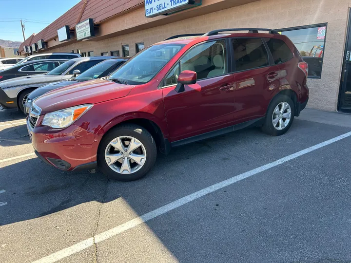 RED, 2014 SUBARU FORESTER Image 3