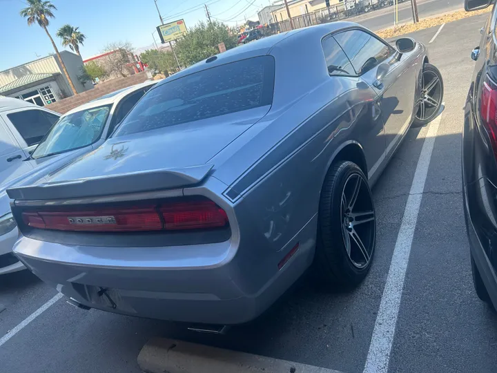 SILVER, 2014 DODGE CHALLENGER Image 6