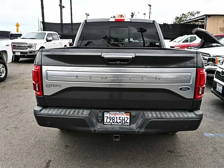 GREY, 2017 FORD F150 SUPERCREW CAB Image 6