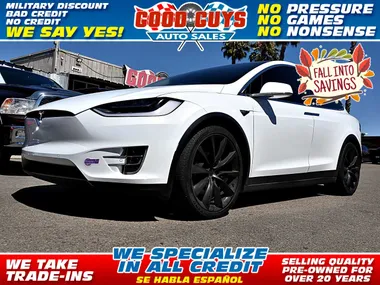 WHITE, 2018 TESLA MODEL X Image 