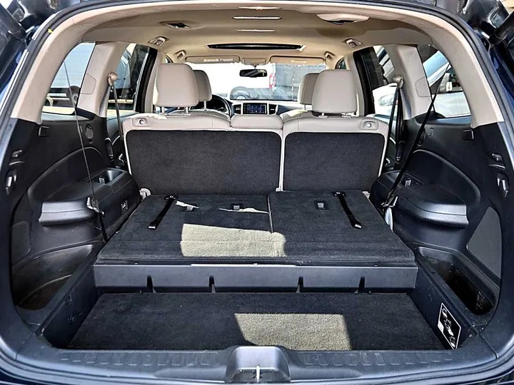 GREEN, 2016 HONDA PILOT Image 9