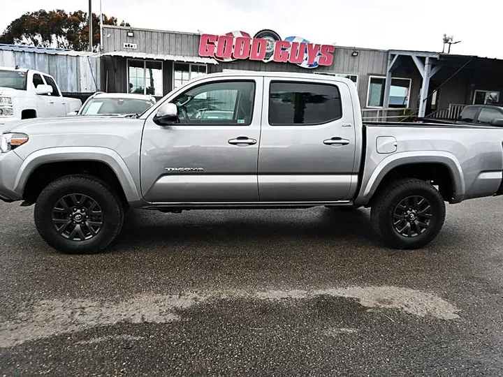 GREY, 2020 TOYOTA TACOMA DOUBLE CAB Image 4