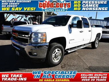 WHITE, 2014 CHEVROLET SILVERADO 2500HD Image 3