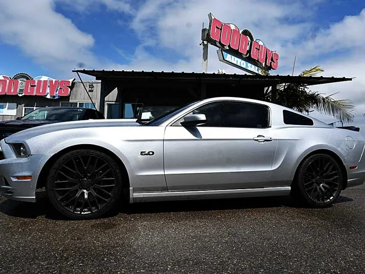 SILVER, 2014 FORD MUSTANG Image 4