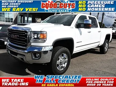 WHITE, 2018 GMC SIERRA 2500HD Image 10