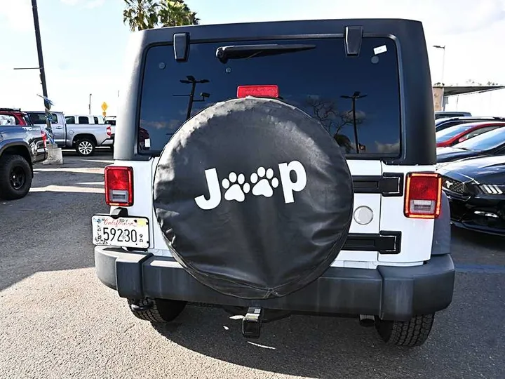 WHITE, 2018 JEEP WRANGLER UNLIMITED Image 6