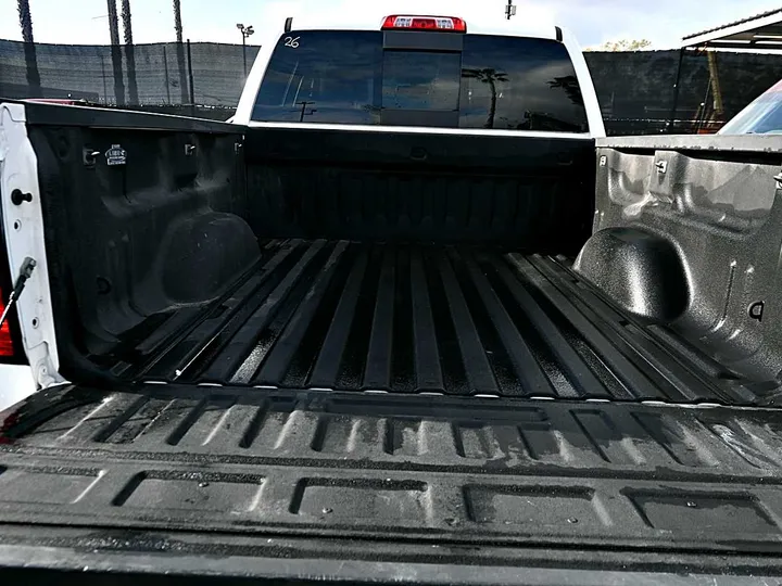 WHITE, 2014 CHEVROLET SILVERADO 1500 CREW CAB Image 8