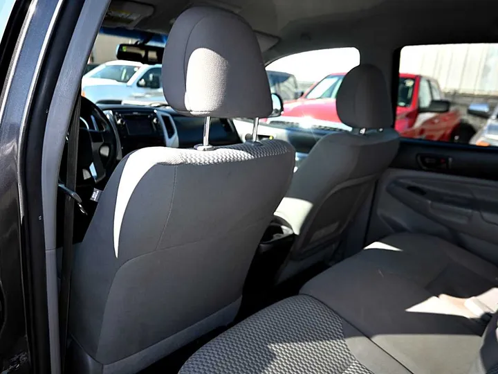 GREY, 2013 TOYOTA TACOMA DOUBLE CAB Image 11