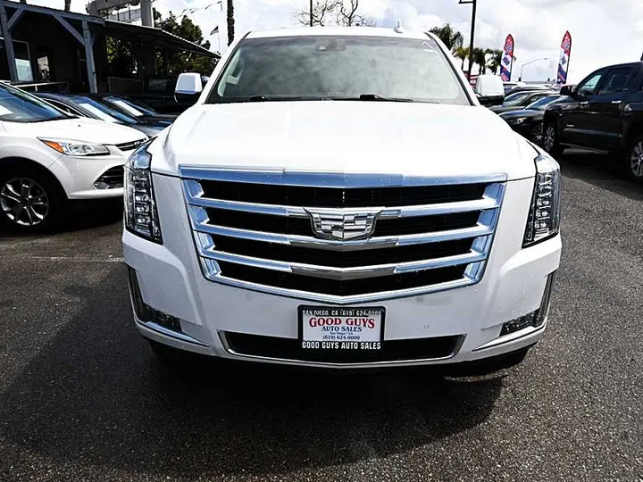 WHITE, 2017 CADILLAC ESCALADE Image 2