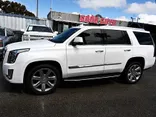 WHITE, 2017 CADILLAC ESCALADE Thumnail Image 4