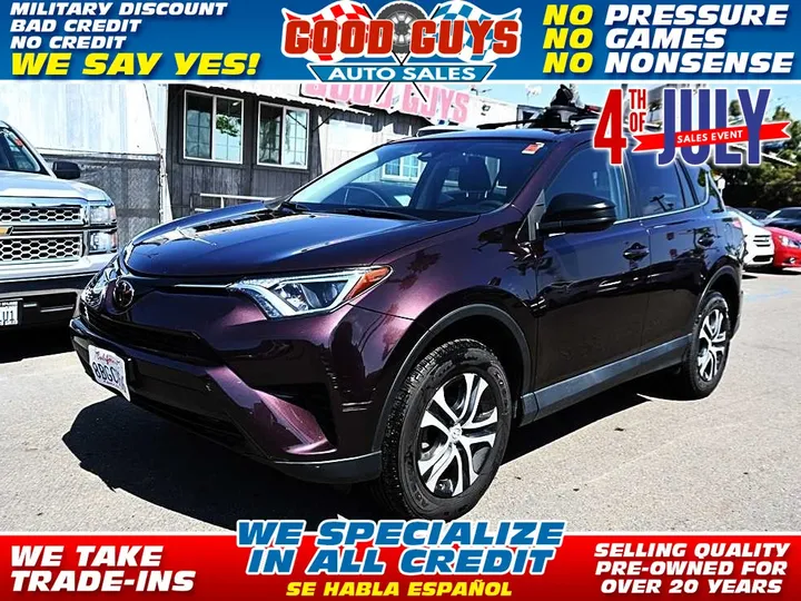 BURGUNDY, 2018 TOYOTA RAV4 Image 1