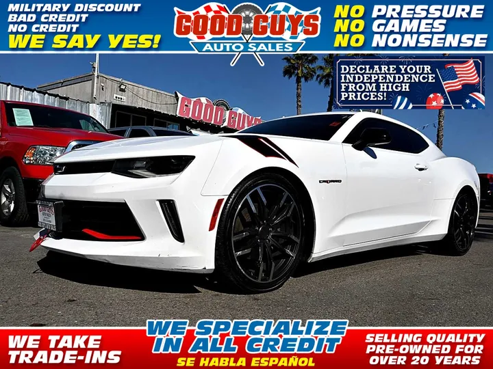 WHITE, 2018 CHEVROLET CAMARO Image 1