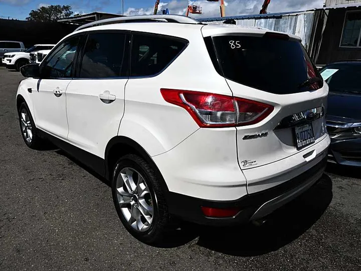 WHITE, 2015 FORD ESCAPE Image 5