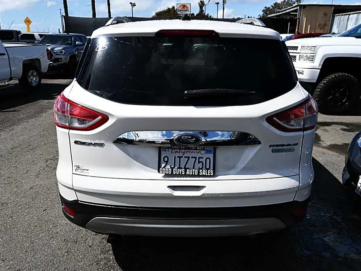 WHITE, 2015 FORD ESCAPE Image 6