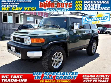 GREEN, 2012 TOYOTA FJ CRUISER Image 