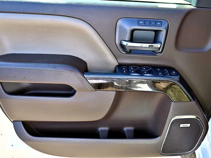 WHITE, 2016 GMC SIERRA 1500 CREW CAB Image 20