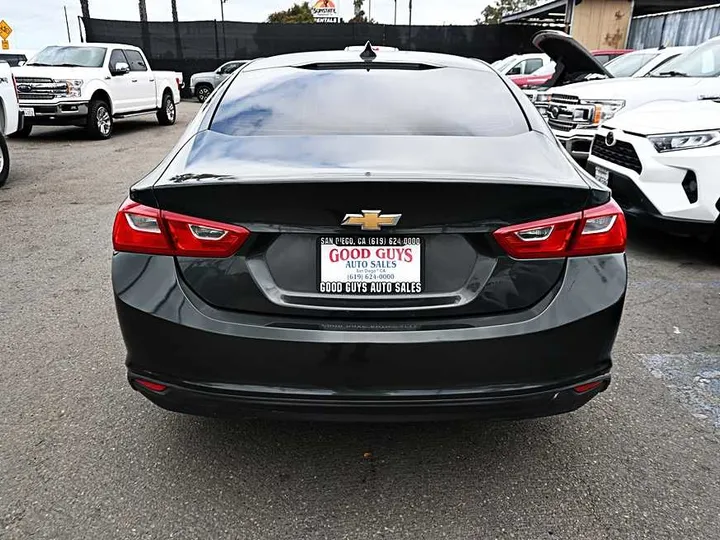 GREY, 2018 CHEVROLET MALIBU Image 6