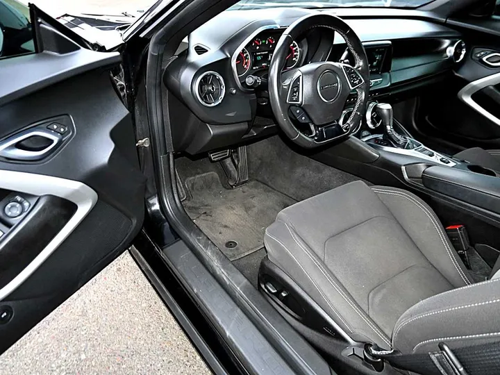 BLACK, 2018 CHEVROLET CAMARO Image 18