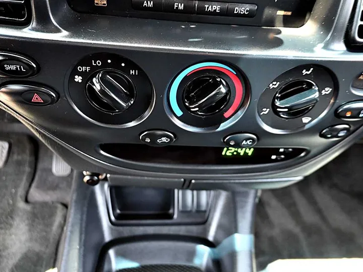 BLACK, 2006 TOYOTA TUNDRA DOUBLE CAB Image 26
