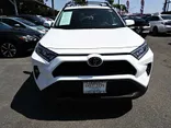 WHITE, 2019 TOYOTA RAV4 Thumnail Image 2