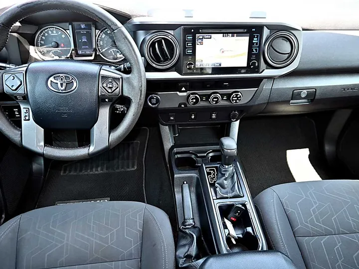 SILVER, 2016 TOYOTA TACOMA DOUBLE CAB Image 11