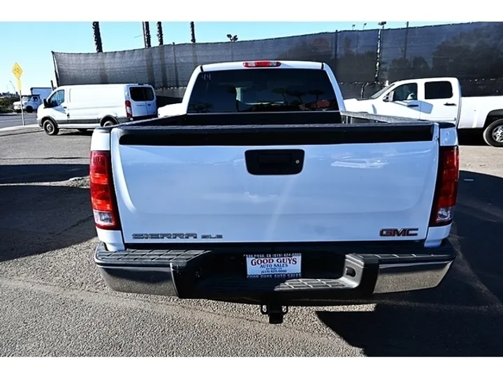 WHITE, 2013 GMC SIERRA 1500 Image 6