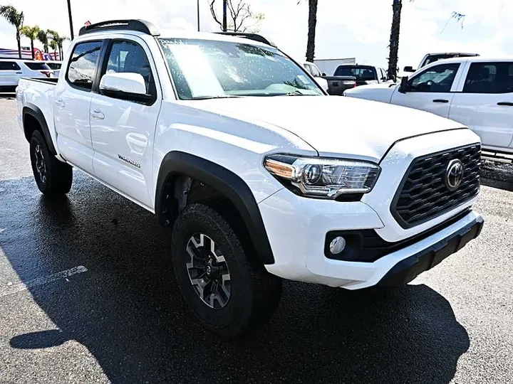 WHITE, 2020 TOYOTA TACOMA DOUBLE CAB Image 3