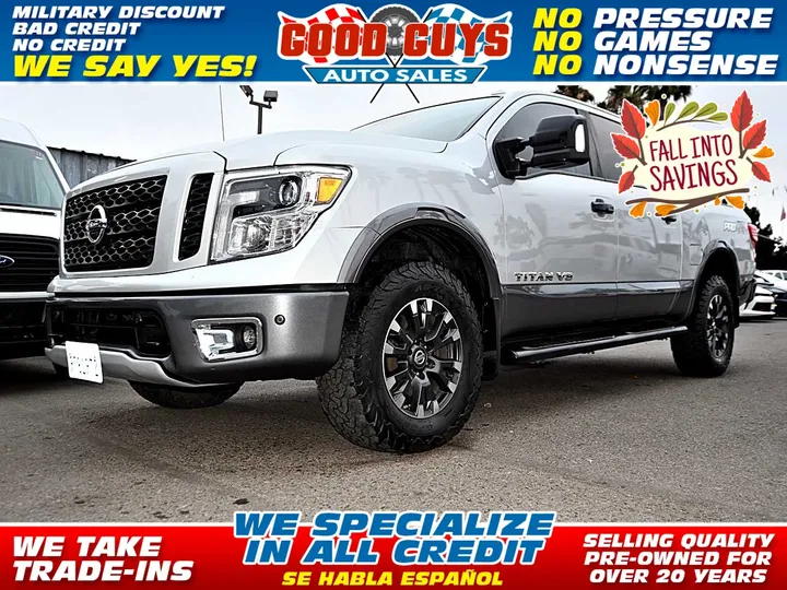 SILVER, 2018 NISSAN TITAN CREW CAB Image 1